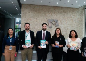 El Director Nacional del Servicio Nacional de Protección Especializada a la Niñez y Adolescencia y ADRA visitan las instalaciones de Nuevo Tiempo Chile en una jornada de difusión